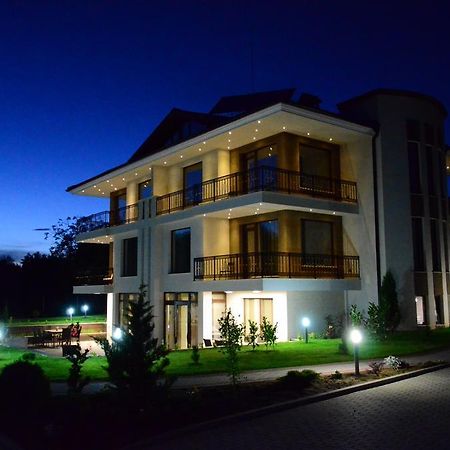 Guesthouse Green Fields Garmen Dış mekan fotoğraf
