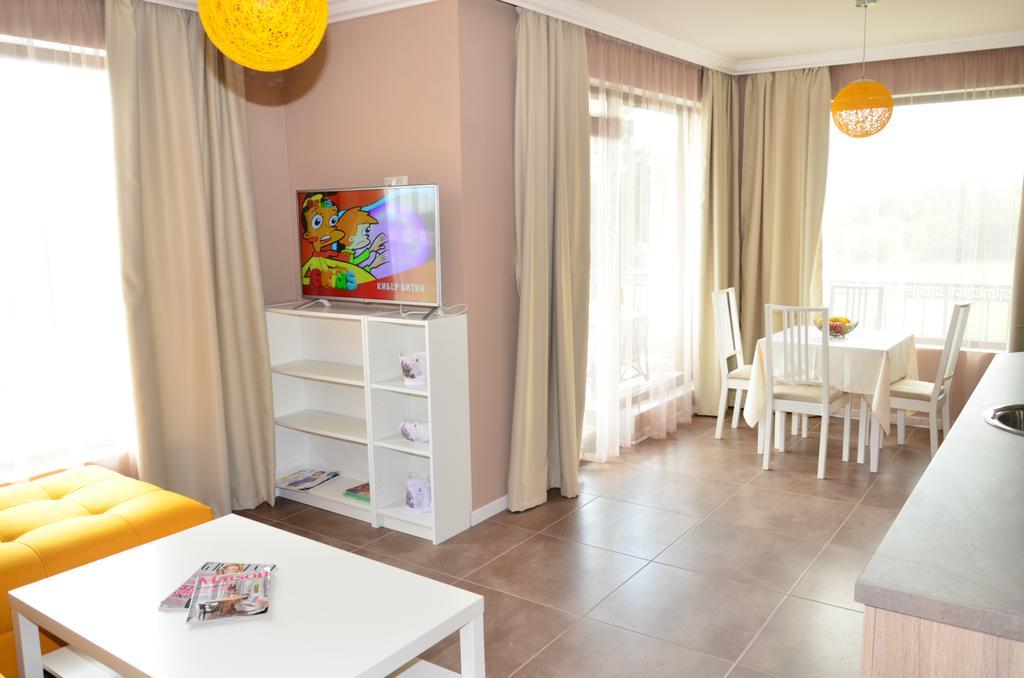 Guesthouse Green Fields Garmen Dış mekan fotoğraf