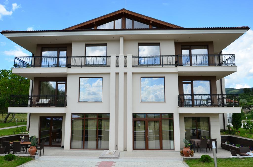Guesthouse Green Fields Garmen Dış mekan fotoğraf